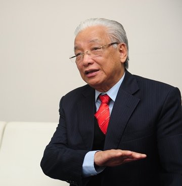 ong cao si khiem