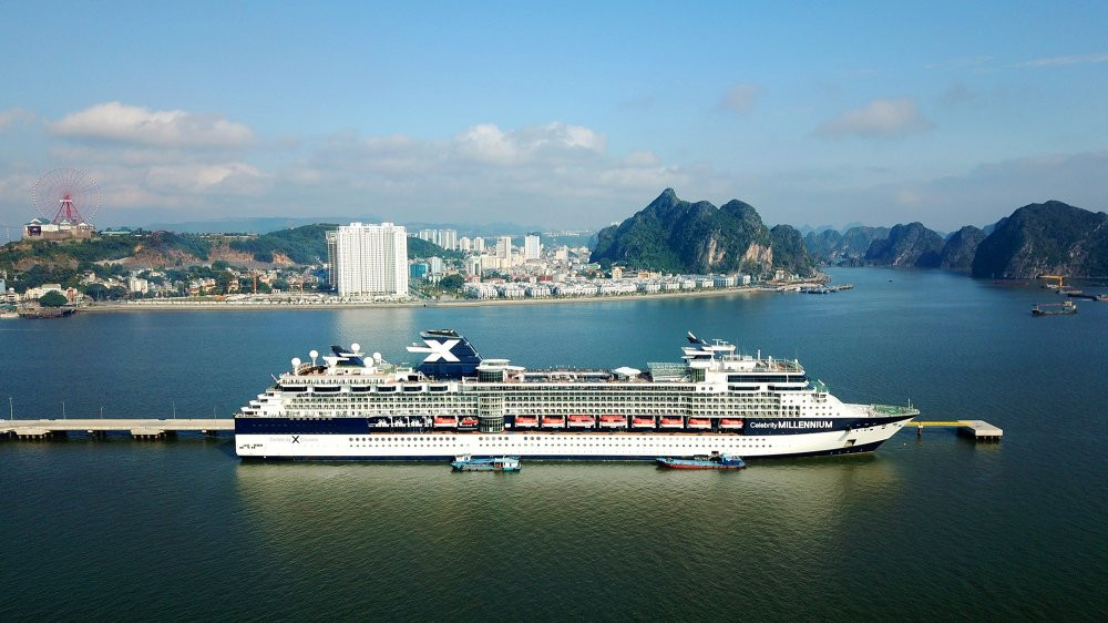 canh tau khac quoc te