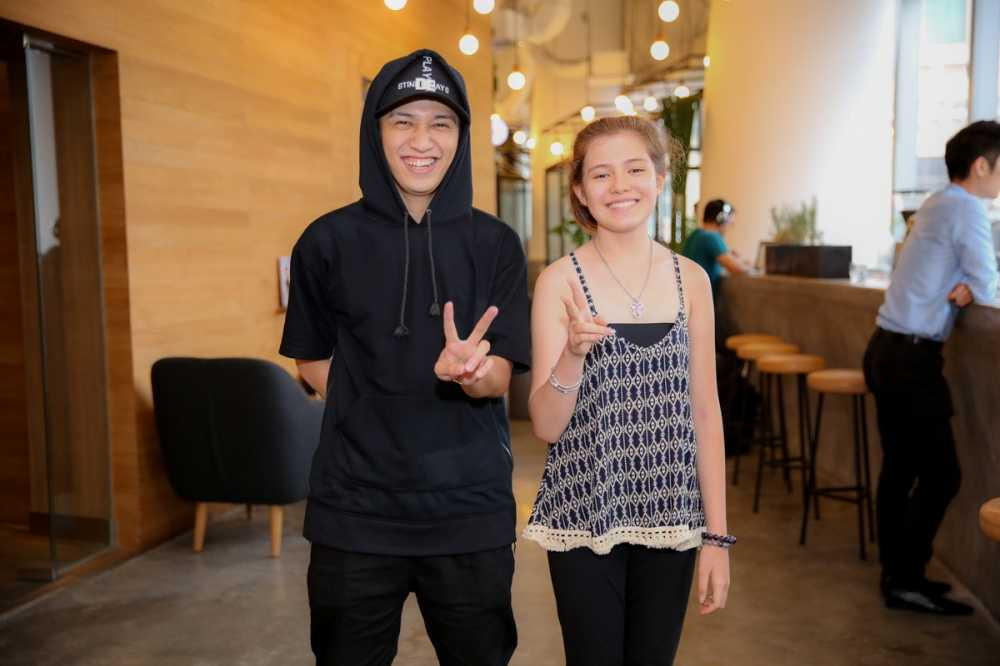 Tronie va Jessica - con gai chi Phi Van