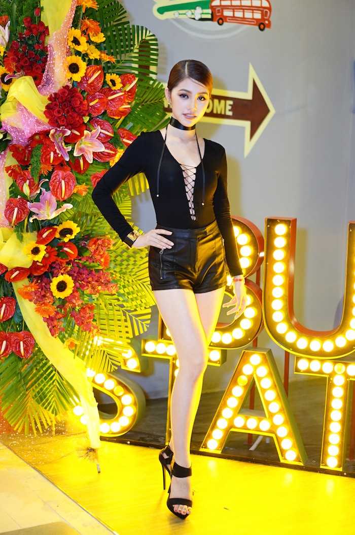 jolie nguyen 3