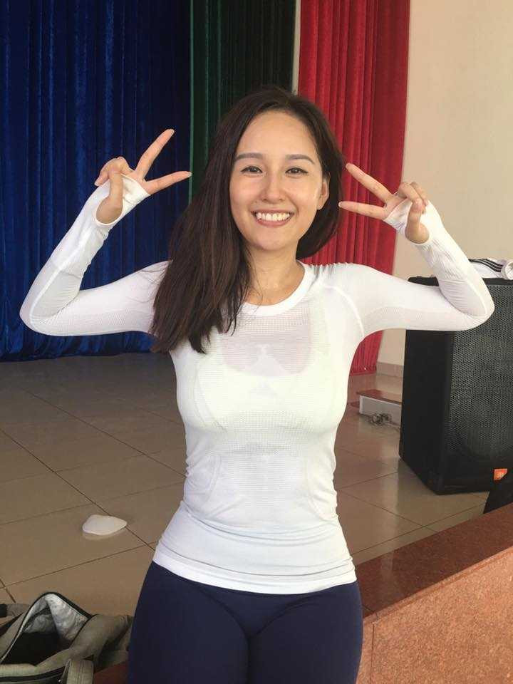 Mai Phuong Thuy 10