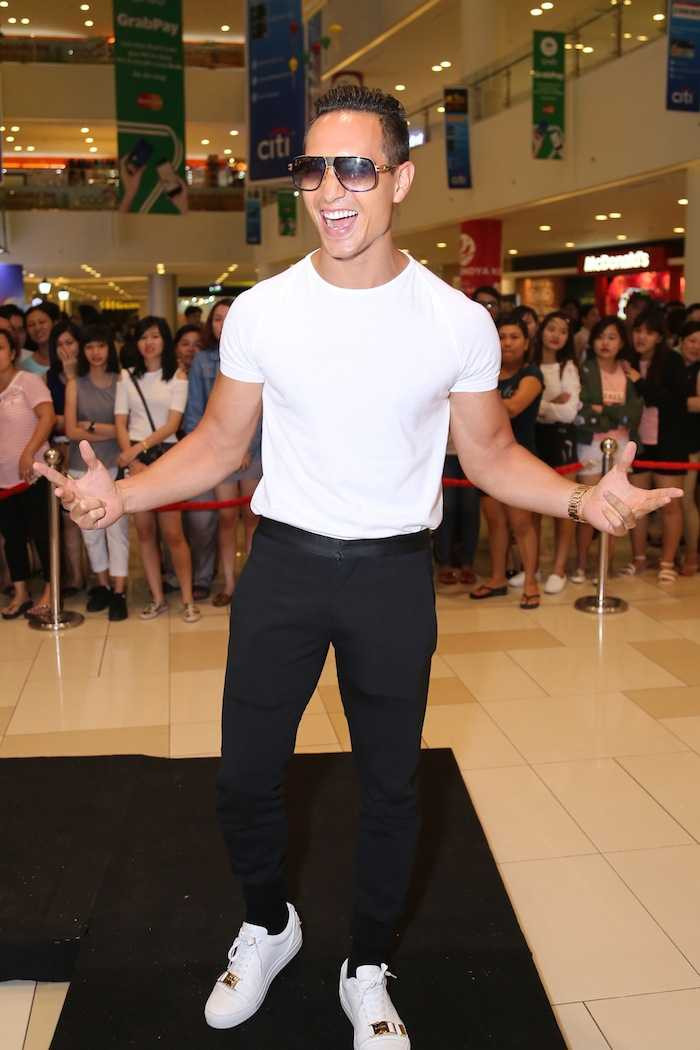 phuong trinh jolie 1-1