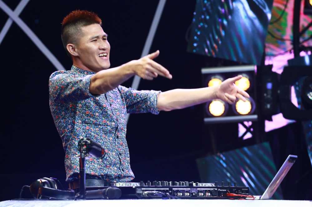 Nguyen Nhac - Royal (2)