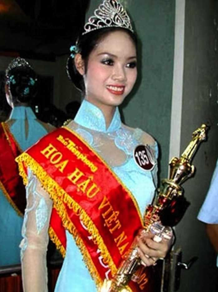 hoa hau 15