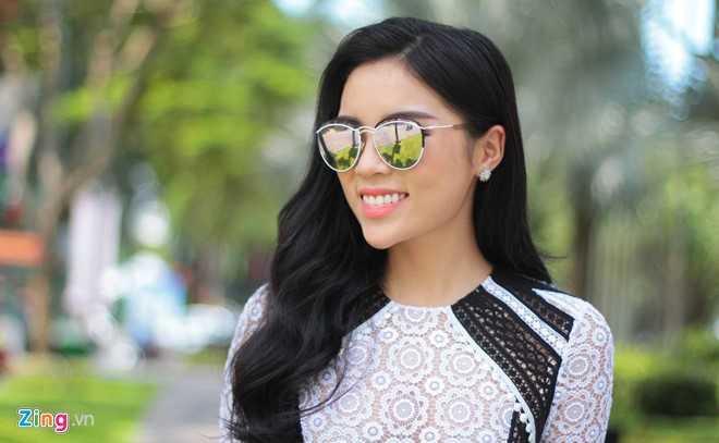 Hoa hau Ky Duyen: 'Toi da bo hut thuoc la' hinh anh 1