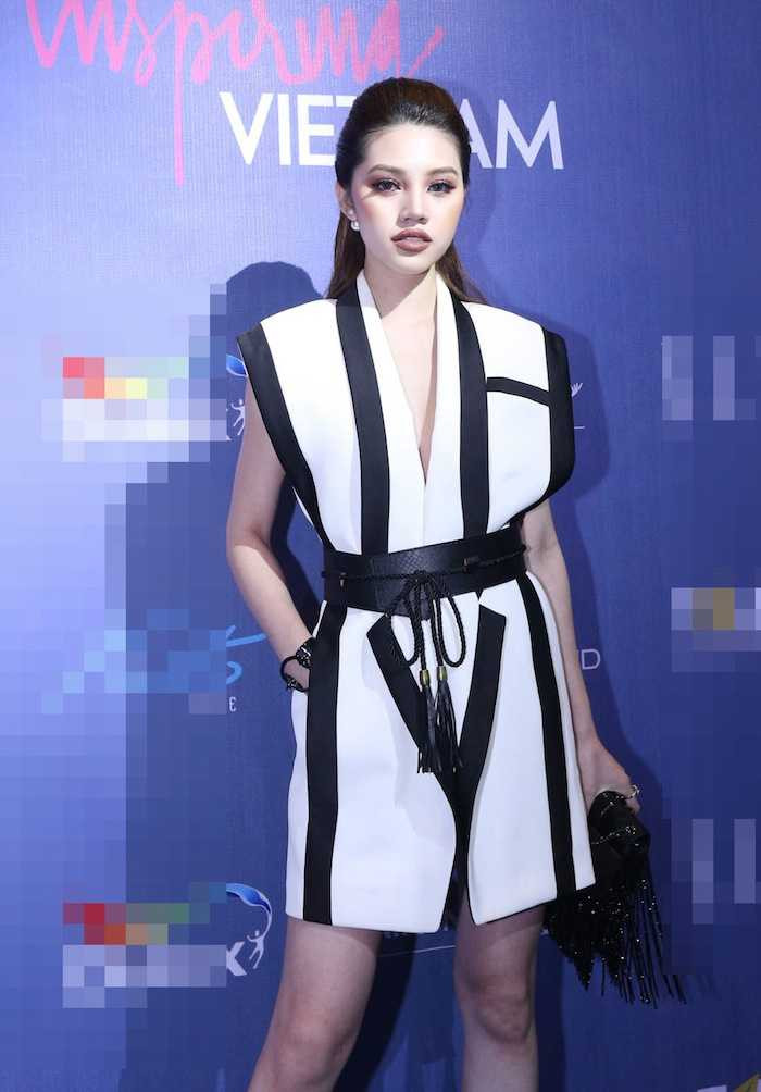 Hoa hau Jolie Nguyen