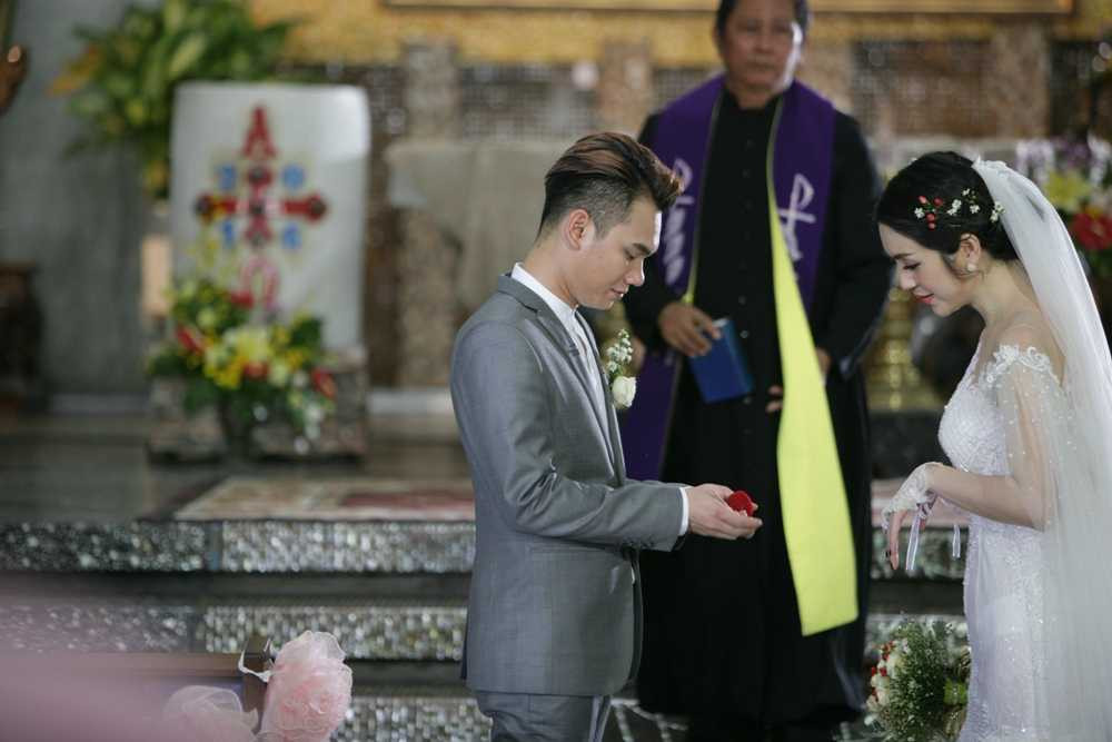 anh-MV-ngay-cuoi-Khac-Vie