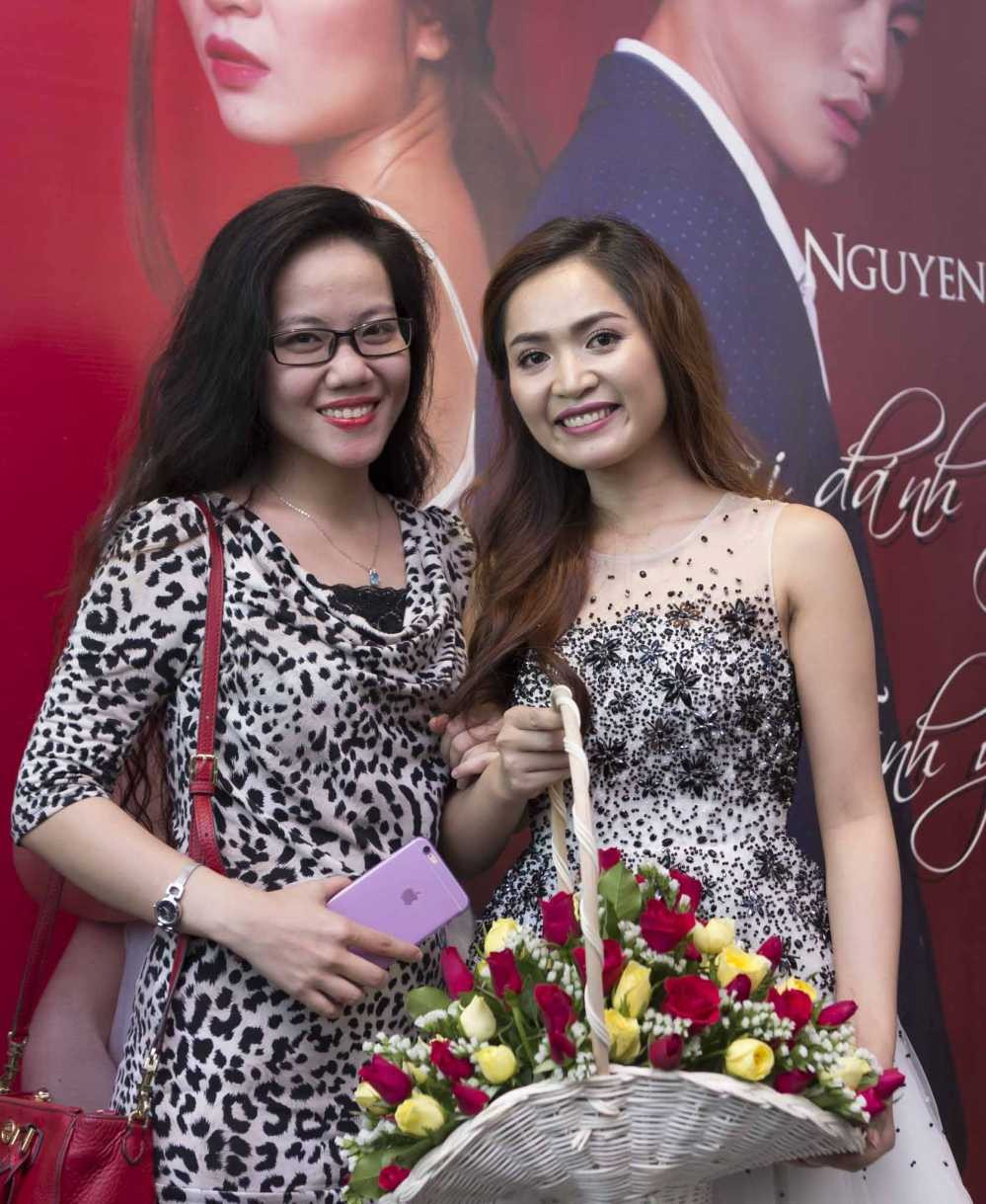 Ca si Pham Khanh Ngoc