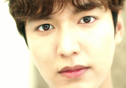 huyen thoai bien xanh 17