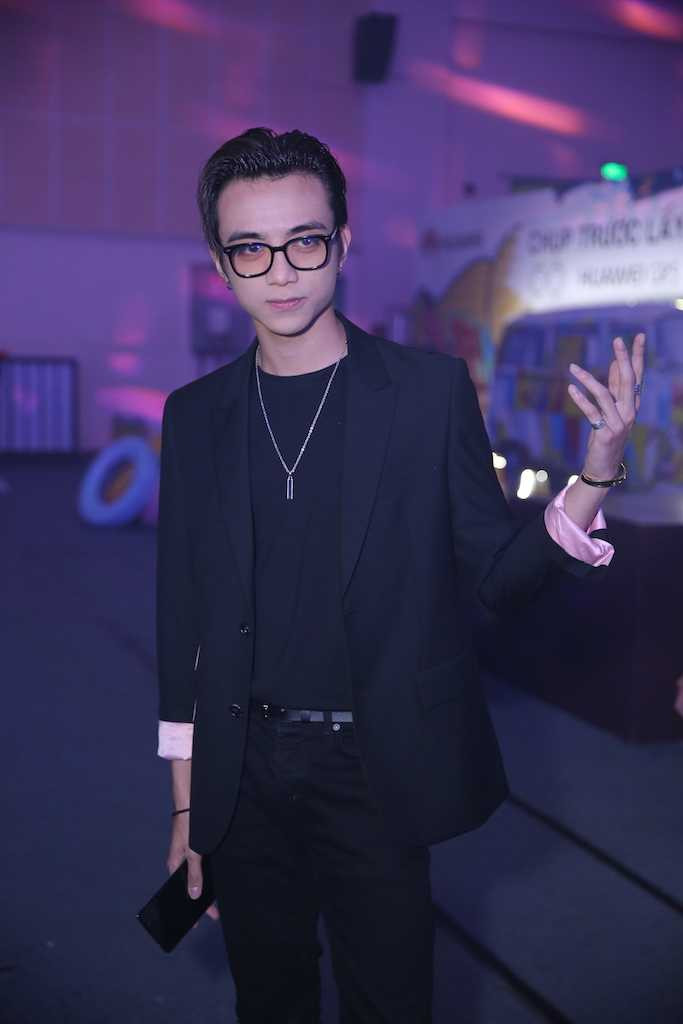 SooBin Hoang Son dien tra