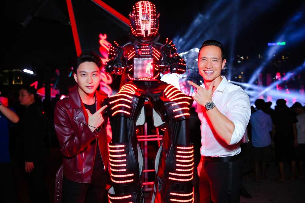 Kim Ly va Be Tran (3)