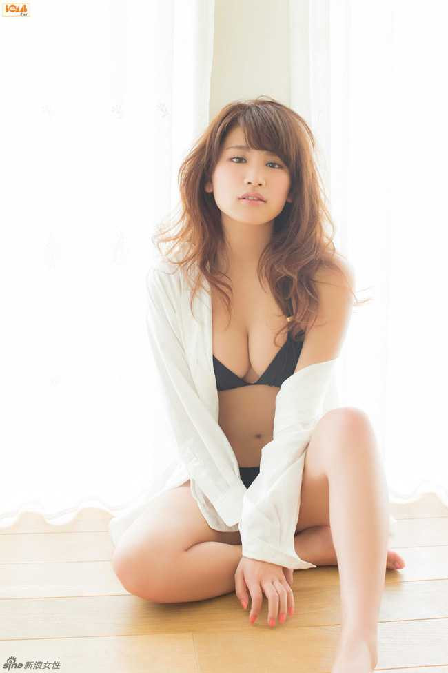 Báo Nhật bình chọn 100 mỹ nhân Jbiz sở hữu vòng một nóng bỏng nhất - Ảnh 3.