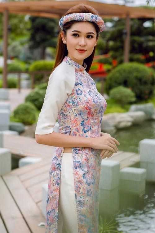 Hoa, á hậu Việt mặc gì mừng xuân Đinh Dậu? - 8