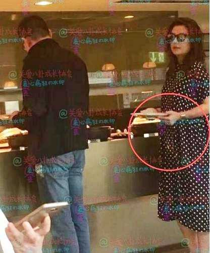 Trieu Vy bi nghi van mang thai vi vong 2 to bat thuong hinh anh 2