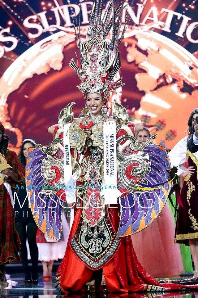 MissSupranational2016NationalCostume1