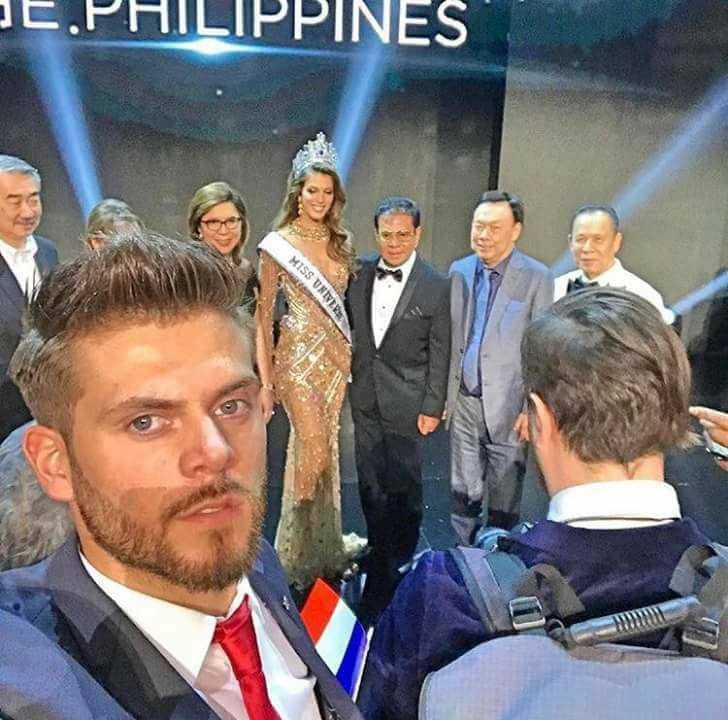 16388096_408178919523075_