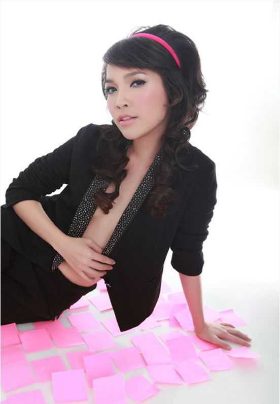 sao-viet-nguc-lep-van-sex