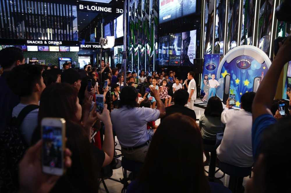 1 - Ho Van Cuong thu hut