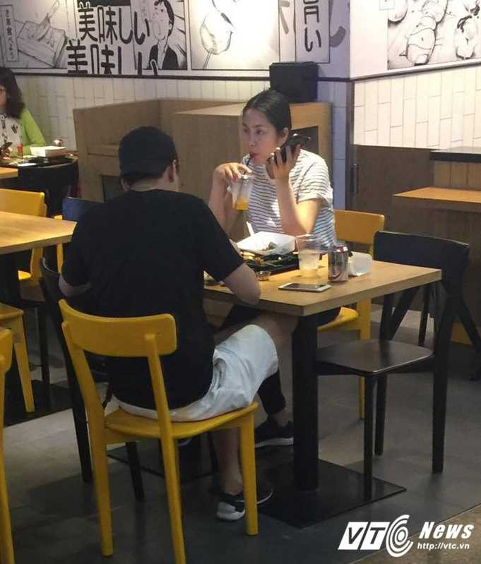 16936131_990723941029690_