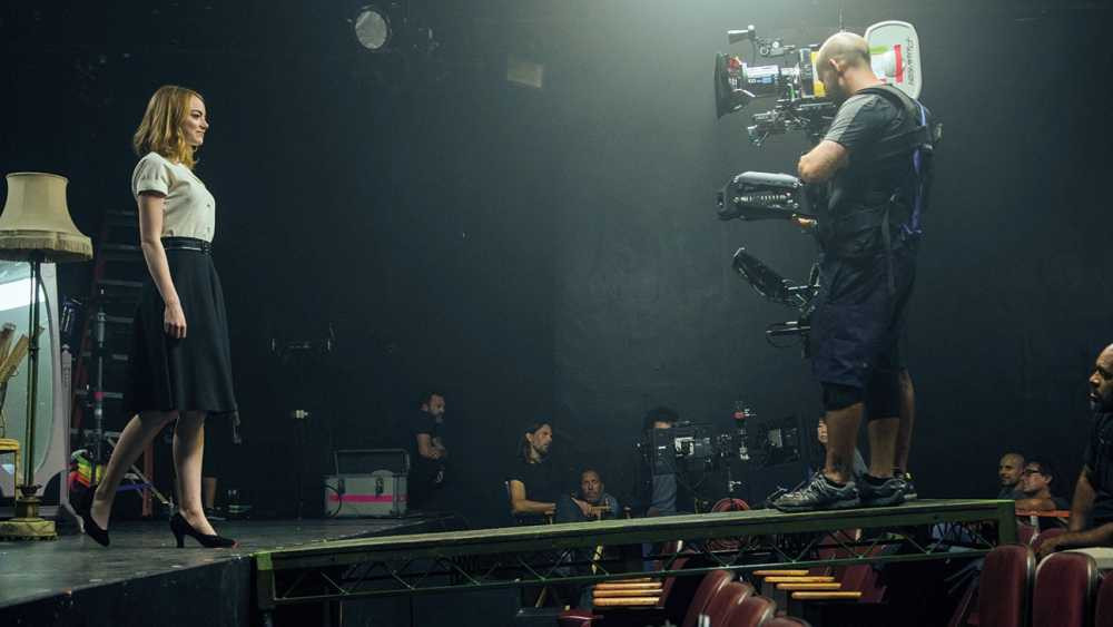la_la_land_emma_stone_-_still_-_embed