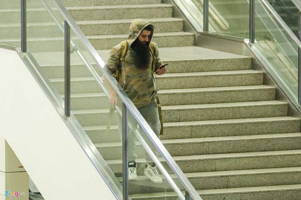 Dao dien 'Kong: Skull Island' lang le den Sai Gon luc nua dem hinh anh 1