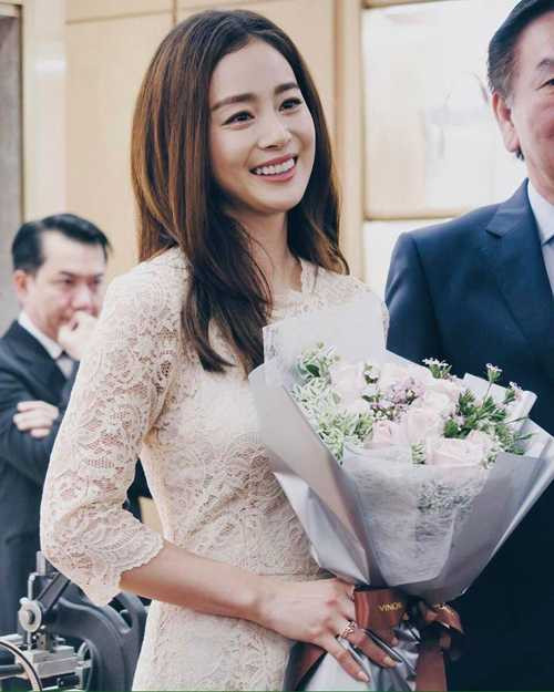 kim-tae-hee-co-chong-cang-man-ma-duyen-dang-5