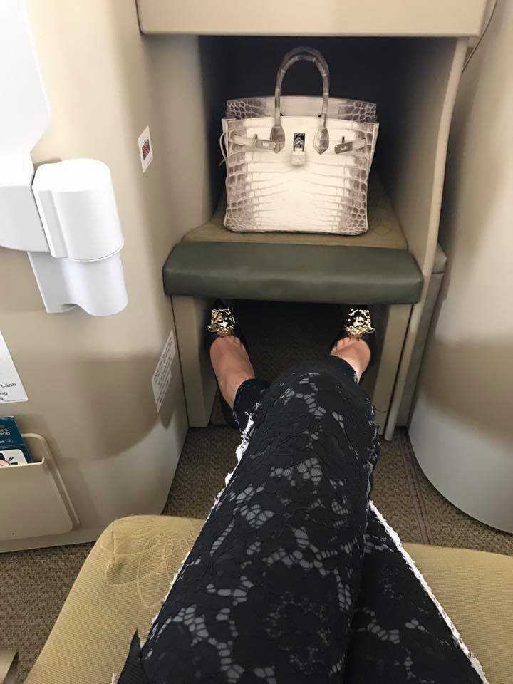 le-quyen-day-kieu-hanh-xa