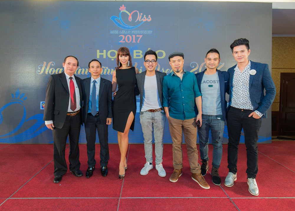 Ekip san xuat chuong trin