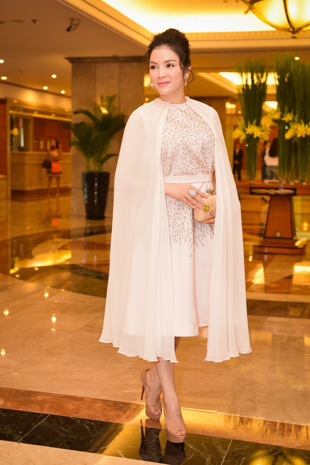 Ly Nha Ky - giam khao cuo