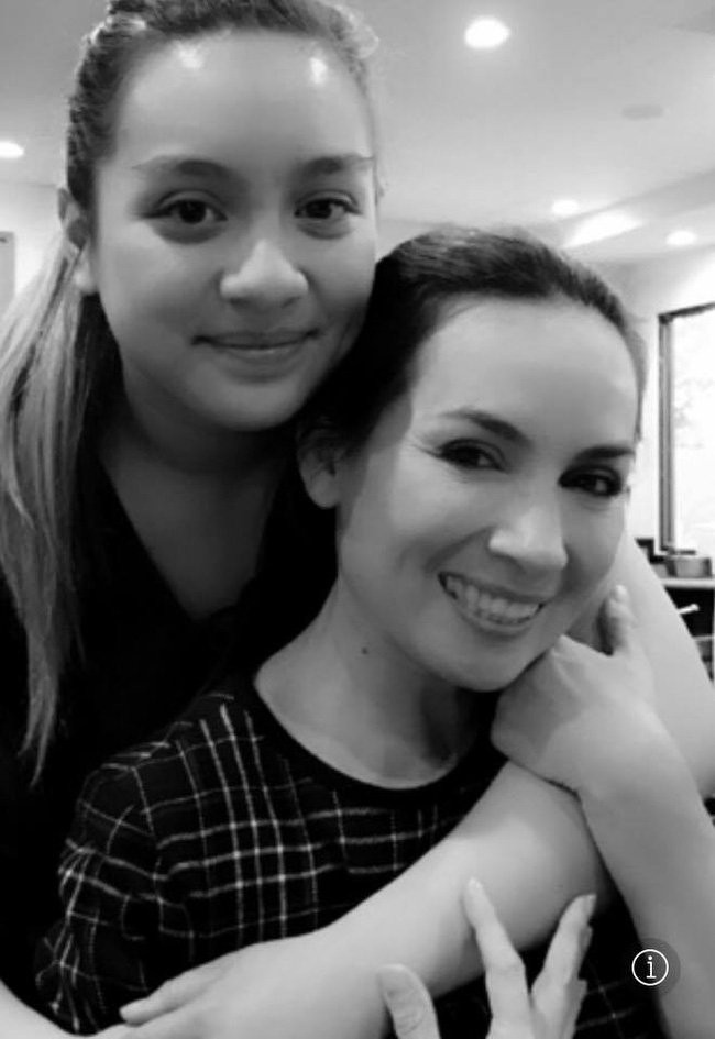 bat ngo nhan sac con gai ruot giau 20 nam cua phi nhung hinh anh 9