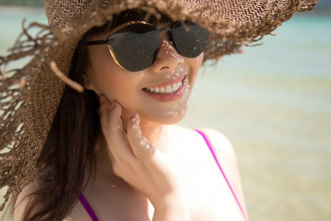 Hoa hậu Hằng Nguyễn khoe thân hình đẹp kinh ngạc ở tuổi 42