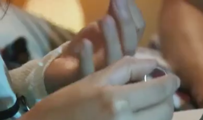 Hinh anh Thanh len giuong voi co gai xinh dep khac! 6