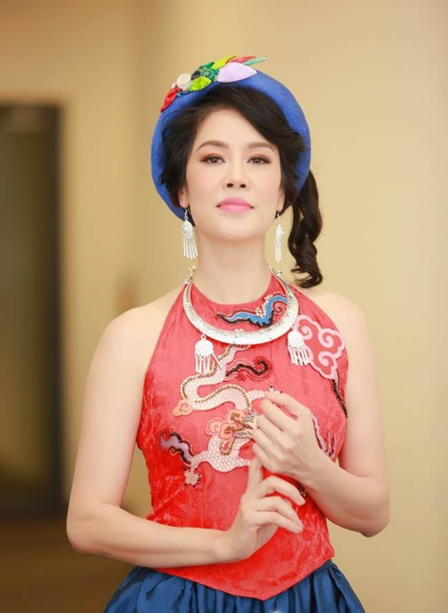 diem my, huong giang dien yem xe nguc non na nhu gai 18 hinh anh 18