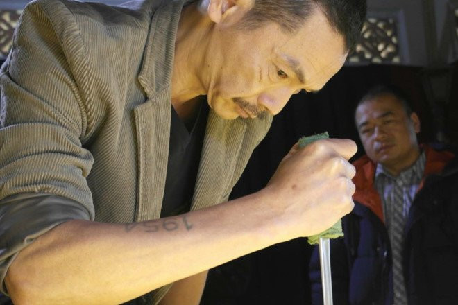 Dien vien Luong Bong ‘Nguoi phan xu’ chay da mat vi vet seo hoa trang hinh anh 3