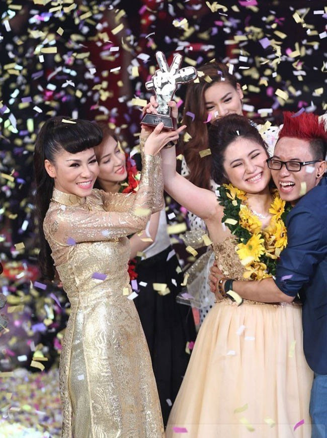 Hinh anh Nhan sac khac la cua Huong Tram sau bon nam gia nhap showbiz 14