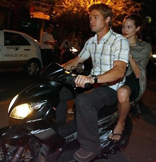 Angelina Jolie bên Brad Pitt cùng giọt nước mắt và nụ cười trong suốt 12 năm qua - Ảnh 10.