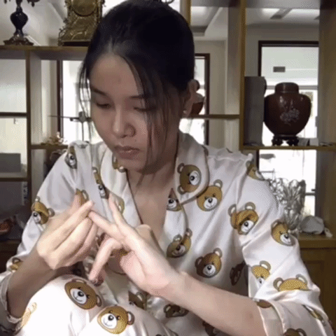 Bật ngửa trước nhan sắc khác 1 trời 1 vực của sao Việt trong ảnh chỉnh sửa và thực tế - Ảnh 12.