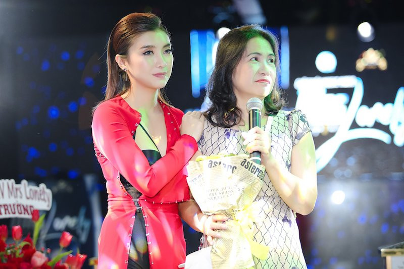 Hinh anh Tieu Chau Nhu Quynh Lam Truong 11