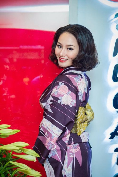 nhung-nguoi-dep-viet-dai-tu-nhan-sac-hau-ly-hon-3