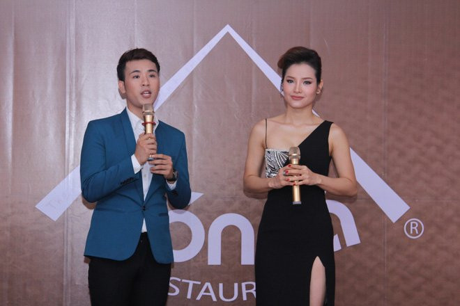 Phương Trinh Jolie khoe chân thon dài, gợi cảm hát nhạc Bolero - Ảnh 4.