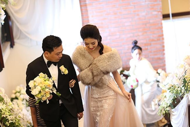 dam cuoi tien ty cua chan dai viet khien dan tinh choang hinh anh 7