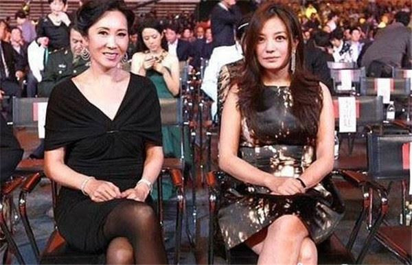 day la ly do vi sao pham bang bang co no luc ca doi cung khong bang trieu vy - 4