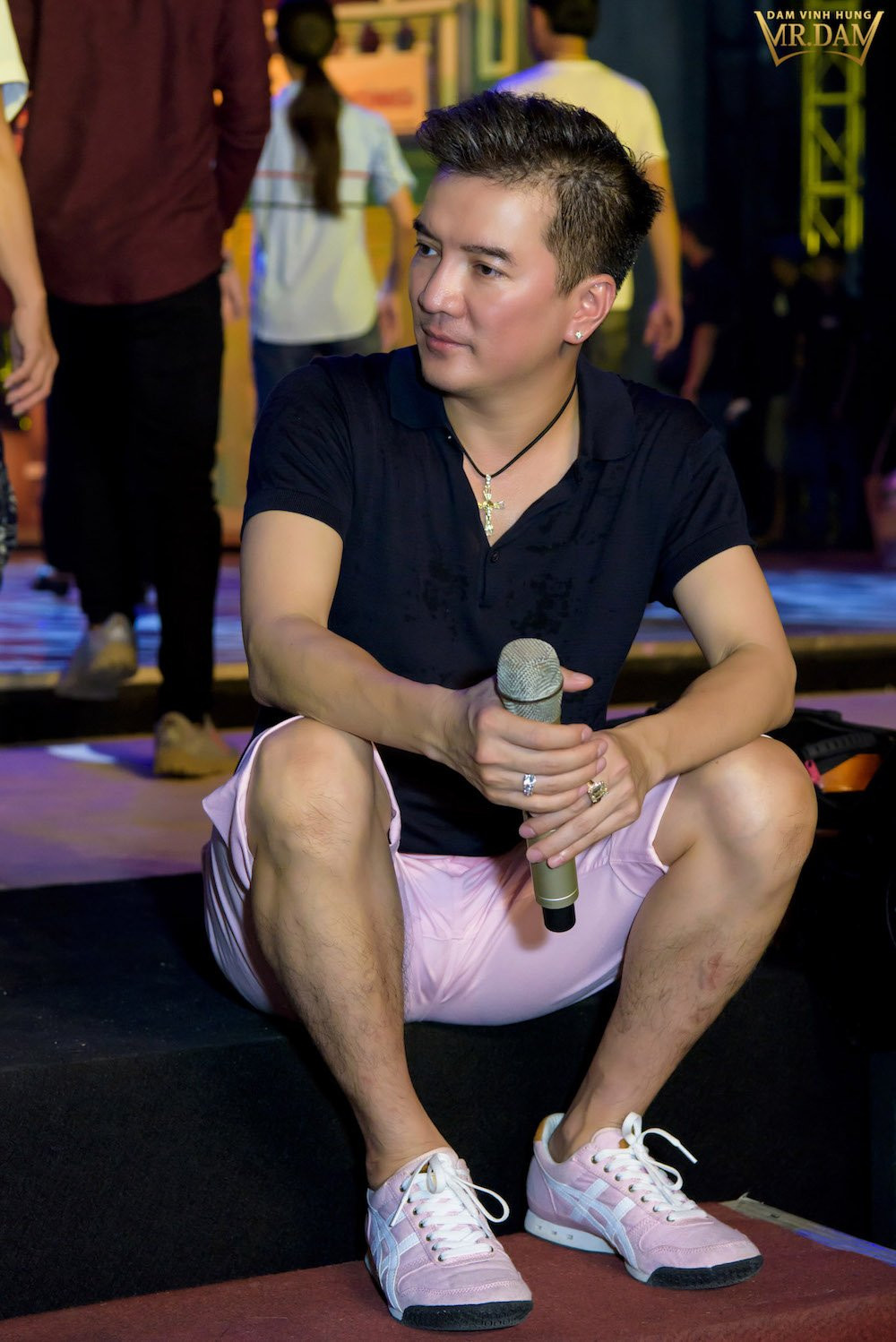 DAM VINH HUNG_SAI GON BOLERO VA HUNG (7) 5