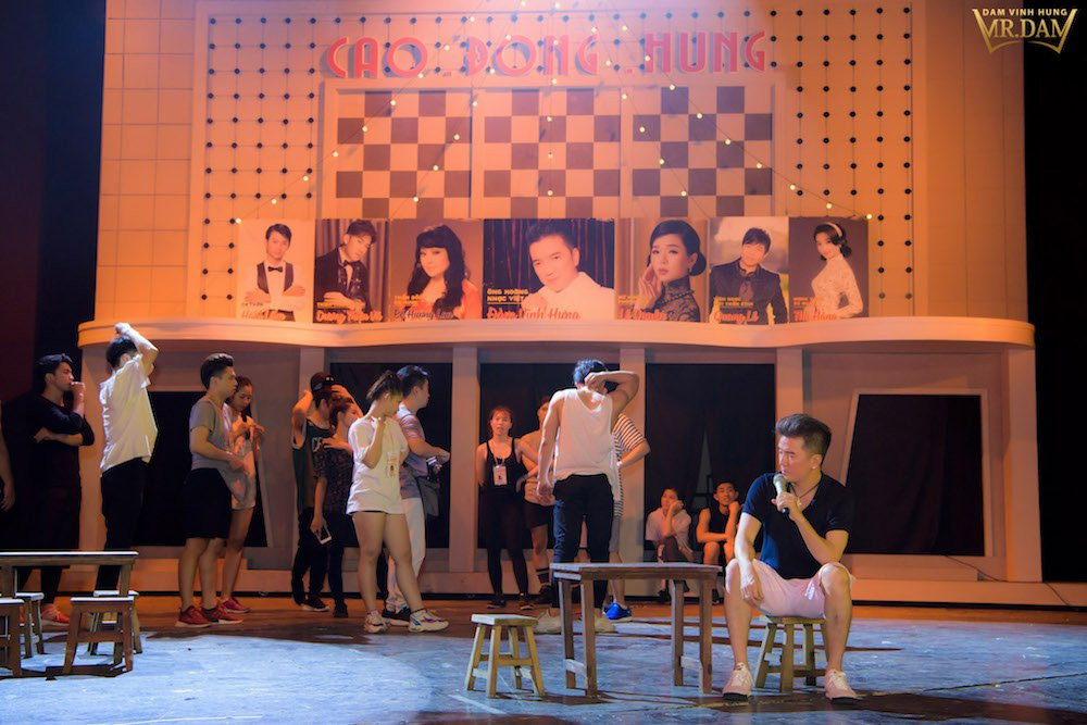 DAM VINH HUNG_SAI GON BOLERO VA HUNG 9