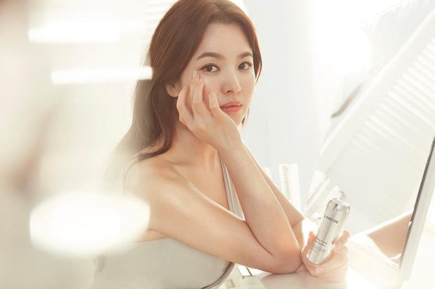 song hye kyo tro lai khoe ve dep tuoi tan, ngot ngao cua