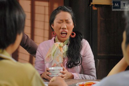 Choáng với tạo hình răng vẩu, ngọng líu lô của các người đẹp màn ảnh Việt - 2