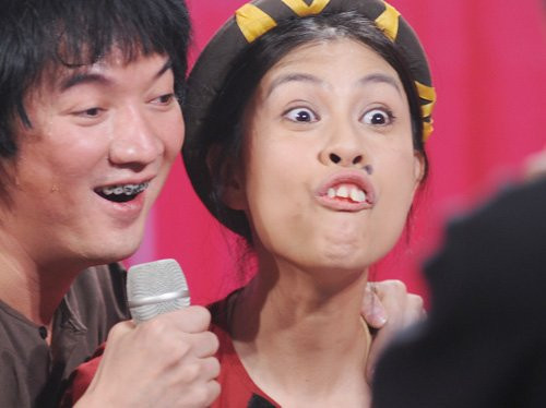 Choáng với tạo hình răng vẩu, ngọng líu lô của các người đẹp màn ảnh Việt - 8