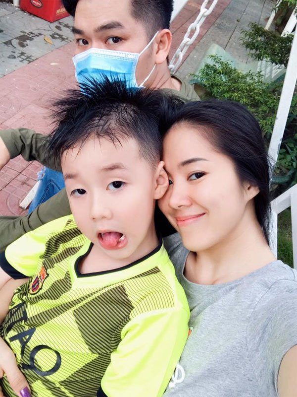 sao viet 24h qua: le phuong thua nhan 