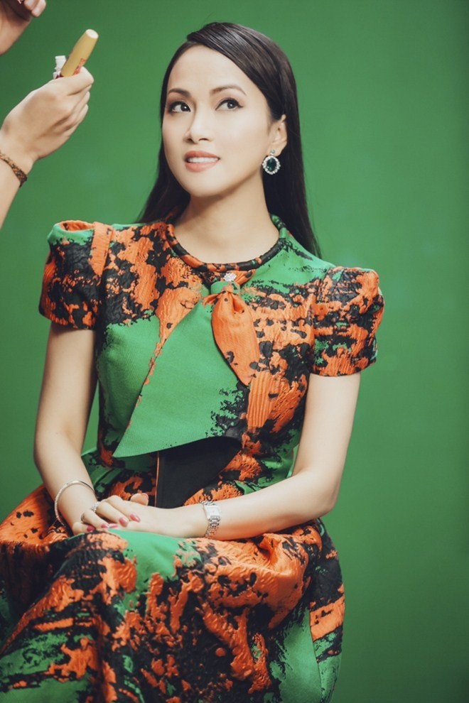 em gai ty phu cua cam ly lam giam khao, 2 con