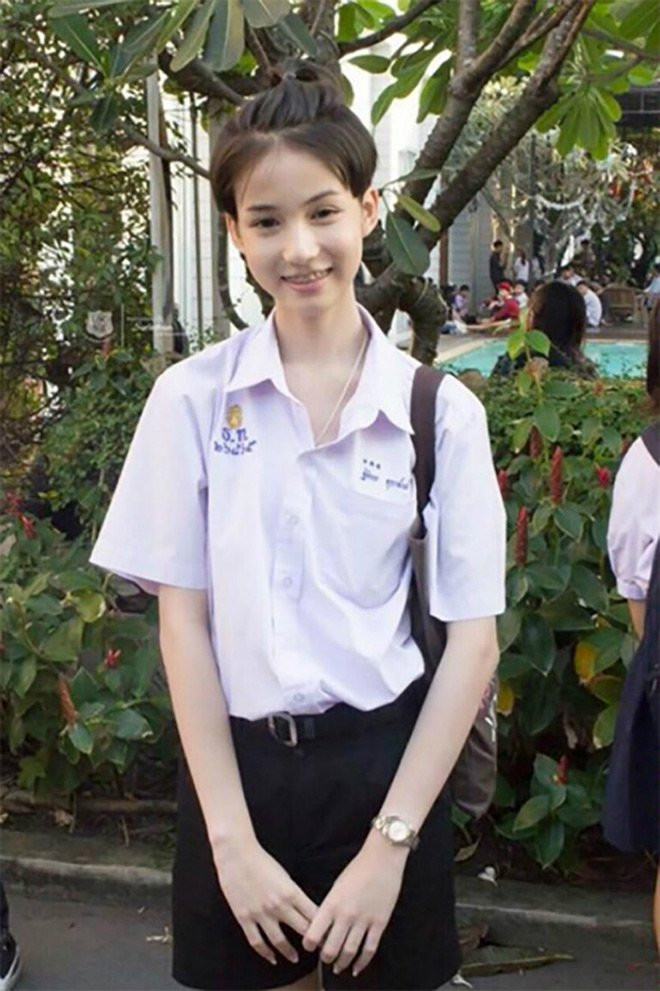 tan hoa hau chuyen gioi thai lan tung bi bo me kich liet phan doi phau thuat - 4